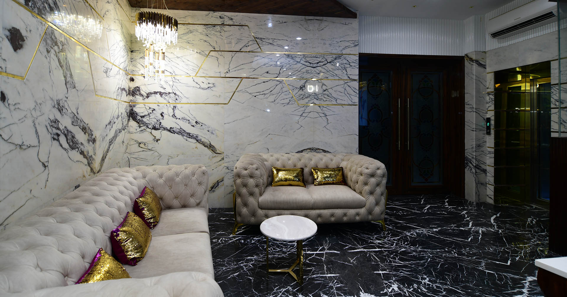 Hotel Om Staywell